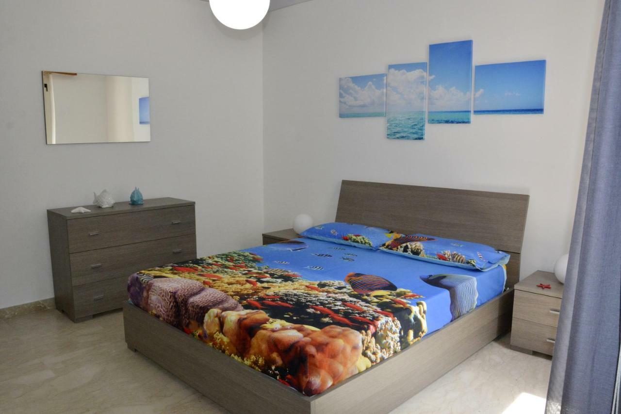 Casa Vacanza Tra Cielo E Mare 쿠스토나치 외부 사진