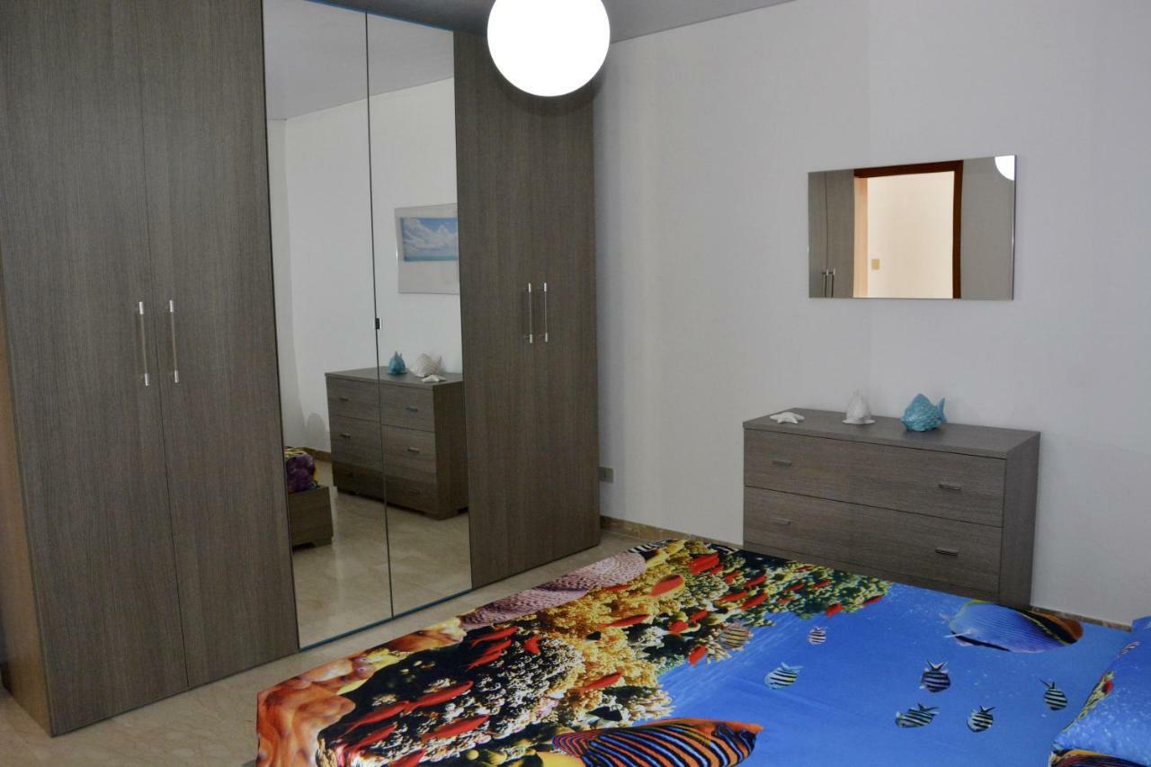 Casa Vacanza Tra Cielo E Mare 쿠스토나치 외부 사진